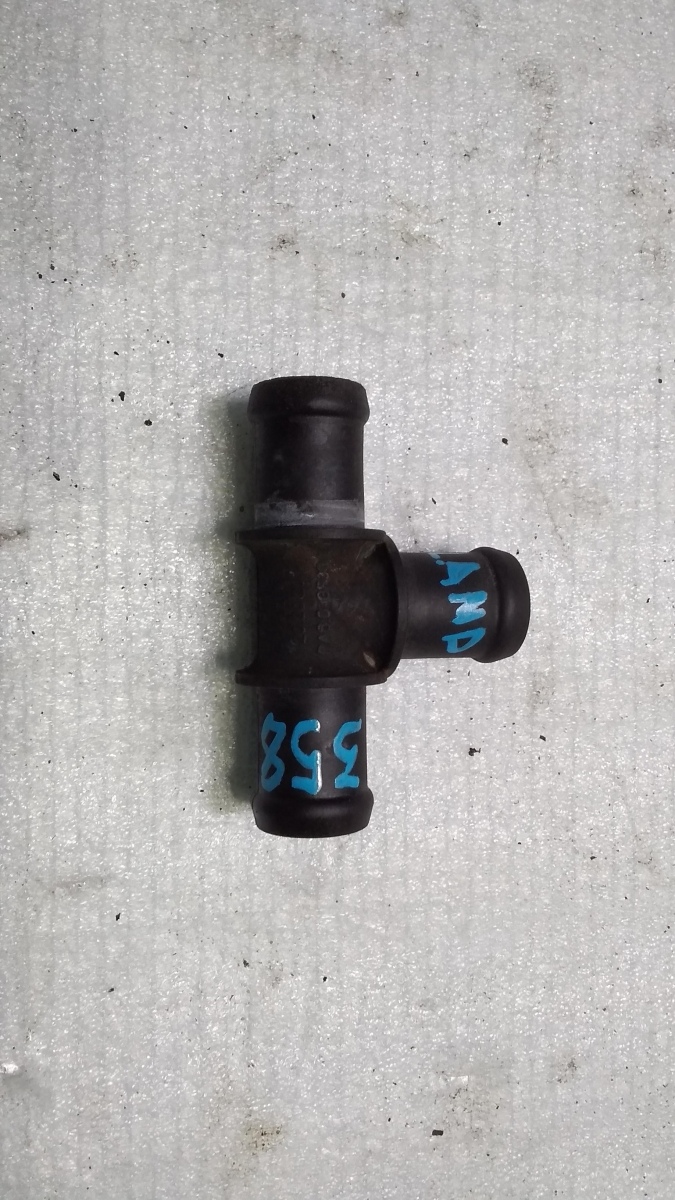 Фланец / тройник для Ленд Ровер Дискавери 3 поколение