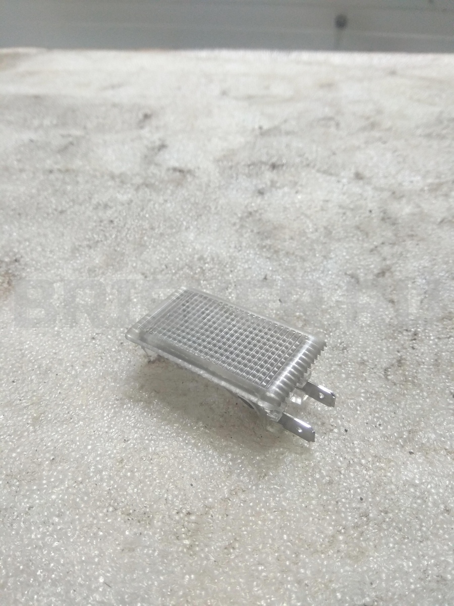 Плафон, фонарь освещения, лампа подсветки багажника для Митсубиси Каризма I поколение рестайлинг