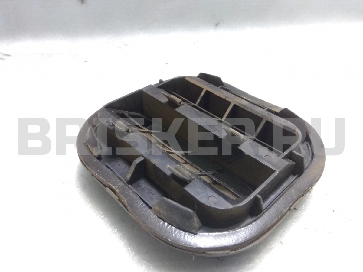 Клапан правый вентиляционный в заднее крыло для ЗАЗ Шанс/Сенс T100, T150