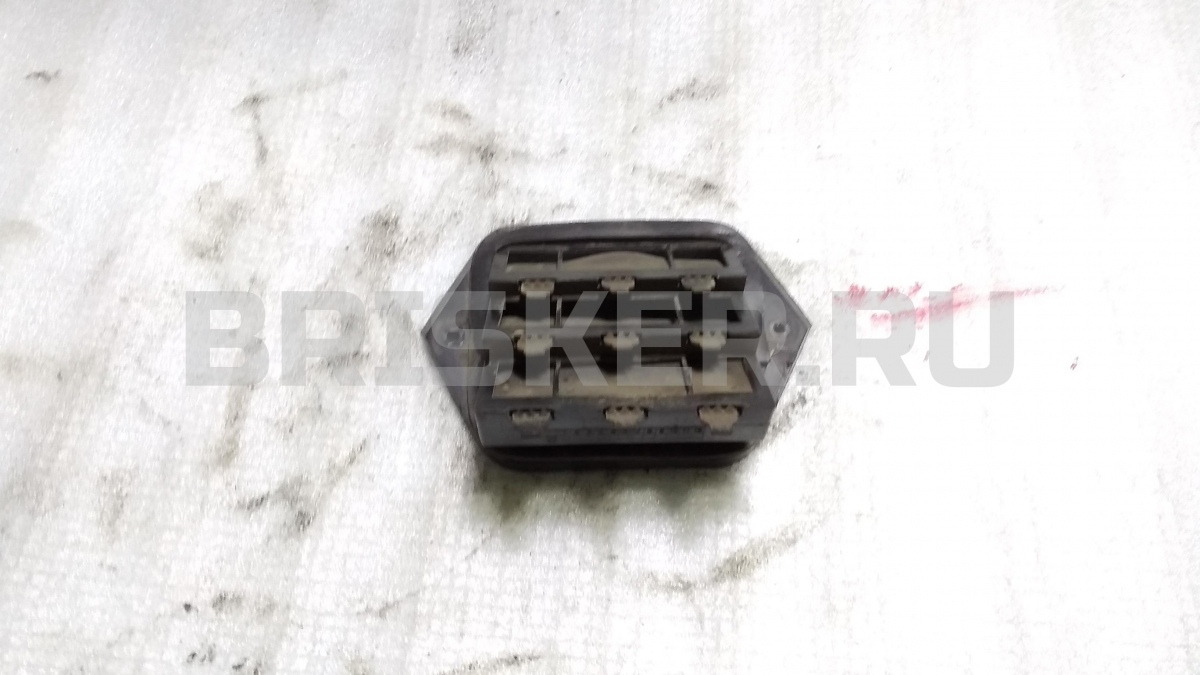 Клапан правый вентиляционный в заднее крыло для Киа Спектра 1 поколение SD