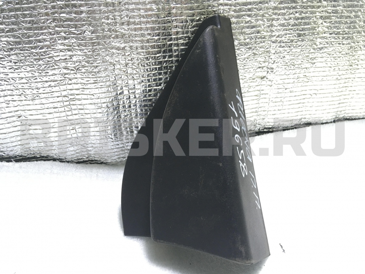 Крышка зеркала внутрення правая (уголок) для Форд Фиеста MK5