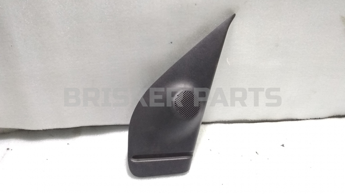 Крышка зеркала внутренняя левая (уголок) для Форд Фиеста MK5