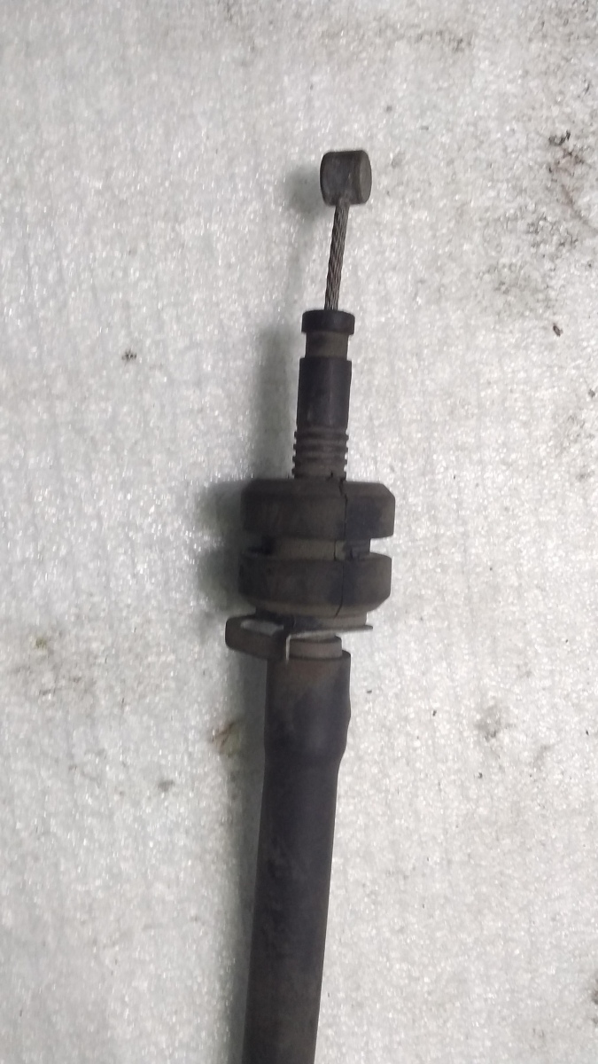 Уплотнитель дверного проёма передний левый для Сузуки Лиана 1 поколение рестайлинг