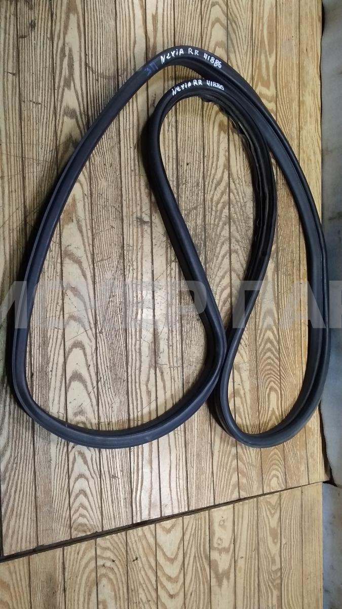 Уплотнитель двери задней правой для Дэу Нексия 1 поколение N150 рестайлинг