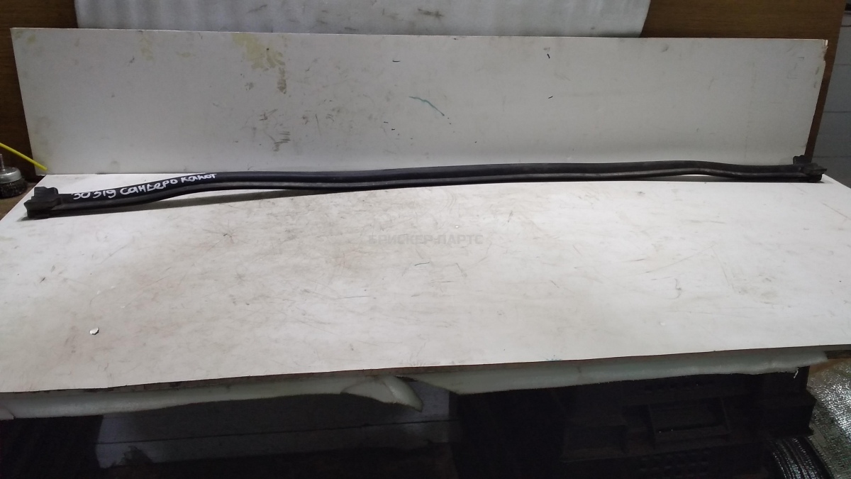 Уплотнитель капота для Рено Сандеро 1 поколение Уплотнитель капота для Рено Сандеро 1 поколение