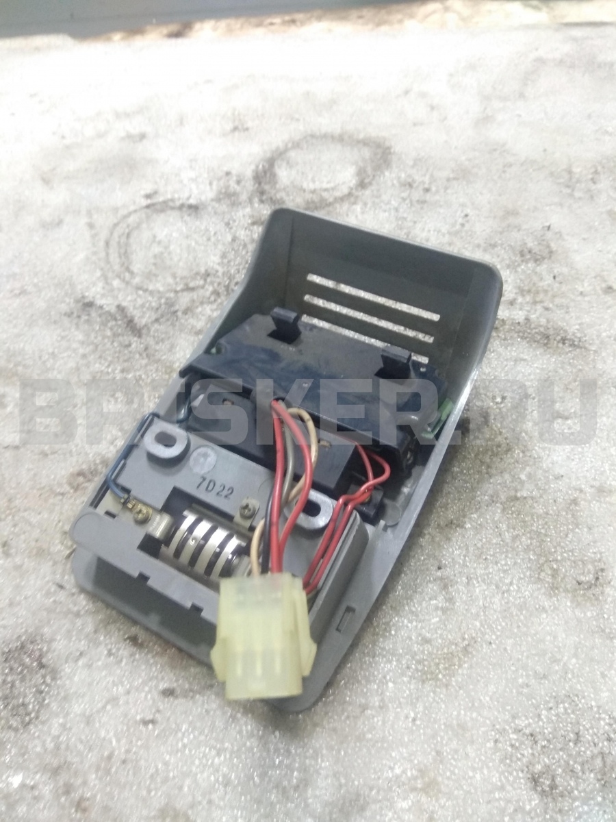 Стекло двери задней левой (форточка) для Фольксваген Гольф Mk3