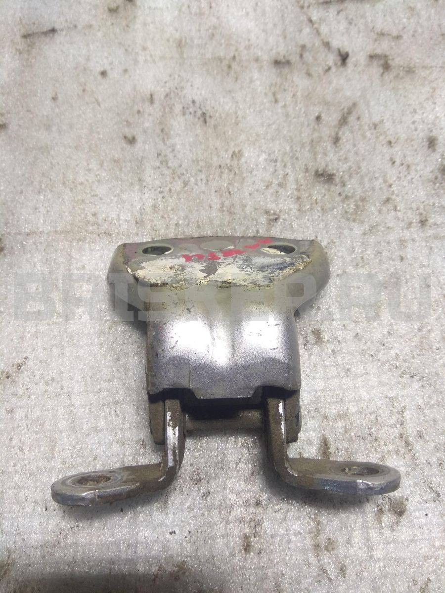 Стеклоподъемник электрический правый задний на Фольксваген Поинтер