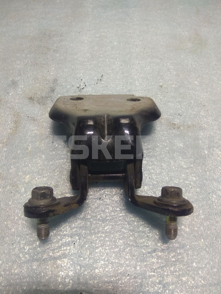 Крышка зеркала внутрення правая (уголок) для Киа Спектра 1 поколение SD