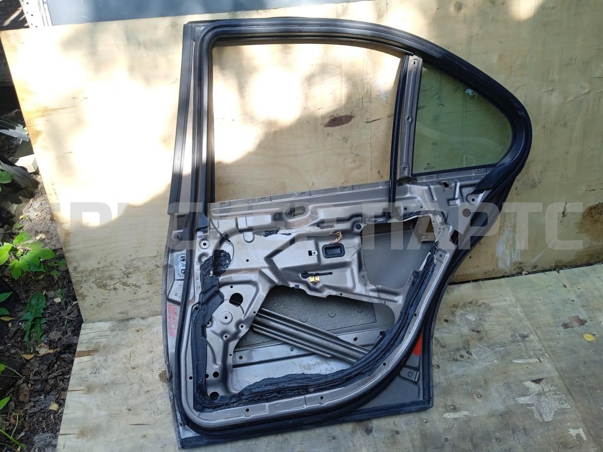 Указатель поворота правый белый для Ниссан Альмера 2 поколение (N16)