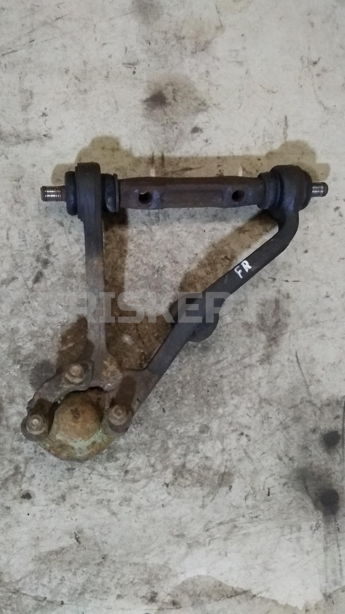 Рычаг передний верхний правый для Нива