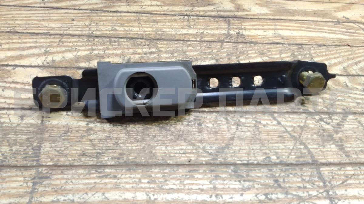 Механизм регулировки ремня безопасности для Киа Соренто 1 серия BL