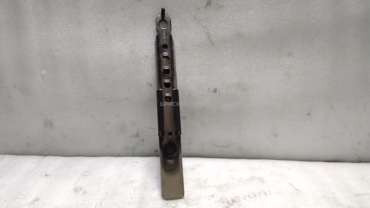 Обшивка двери (обивка) передней правой для Форд Рейнджер 1 поколение