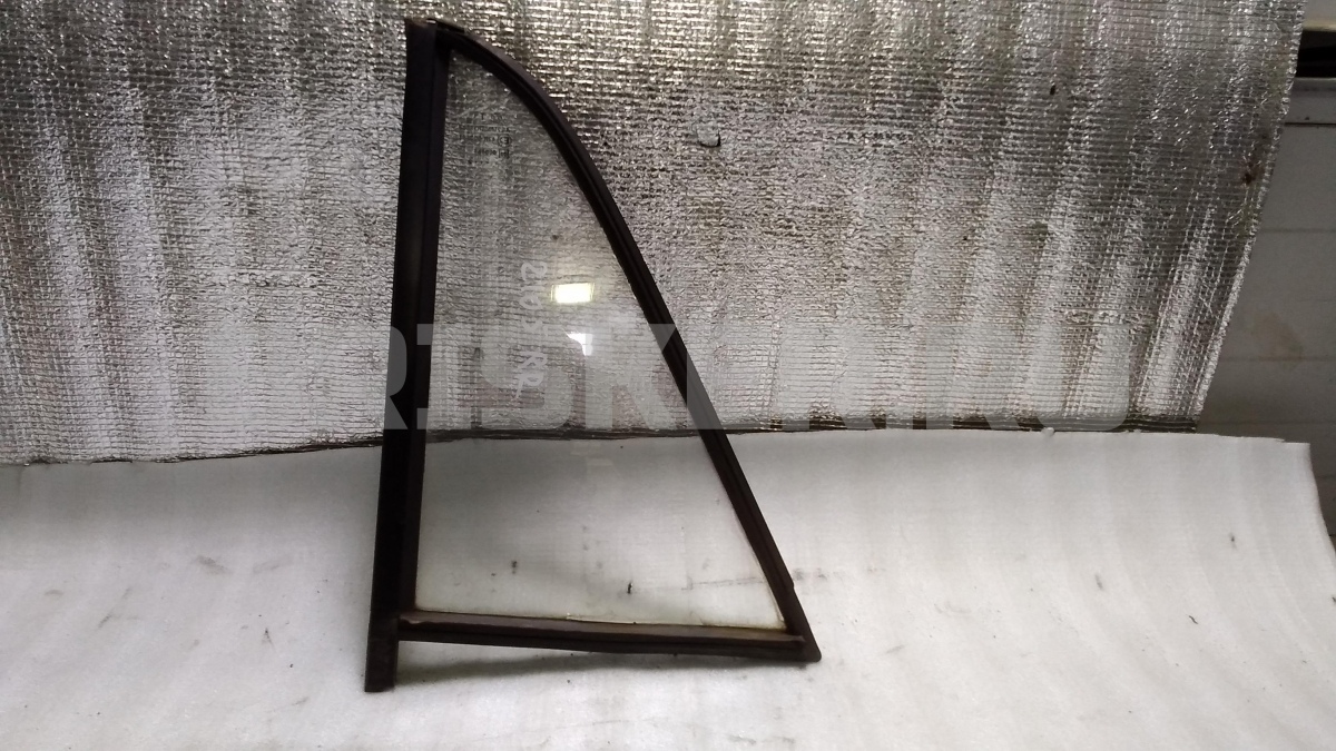 Стекло двери задней правой (форточка) для 2106