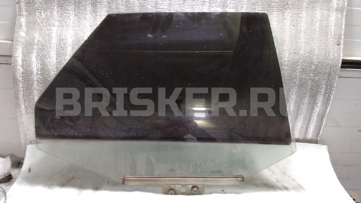 Стекло двери задней правой (боковое, опускное) для Priora