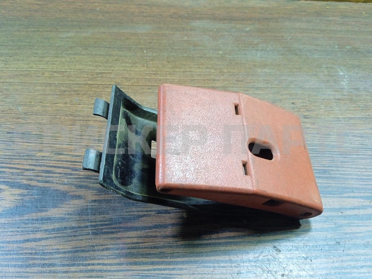 Ручка открывания капота (рычаг) для Mercedes (Мерседес) E-класс В124/С124/Ц124/A124