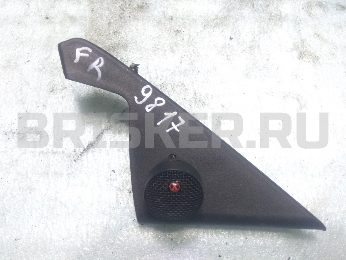 Крышка зеркала внутрення правая (уголок) для Киа Спектра 1 поколение SD