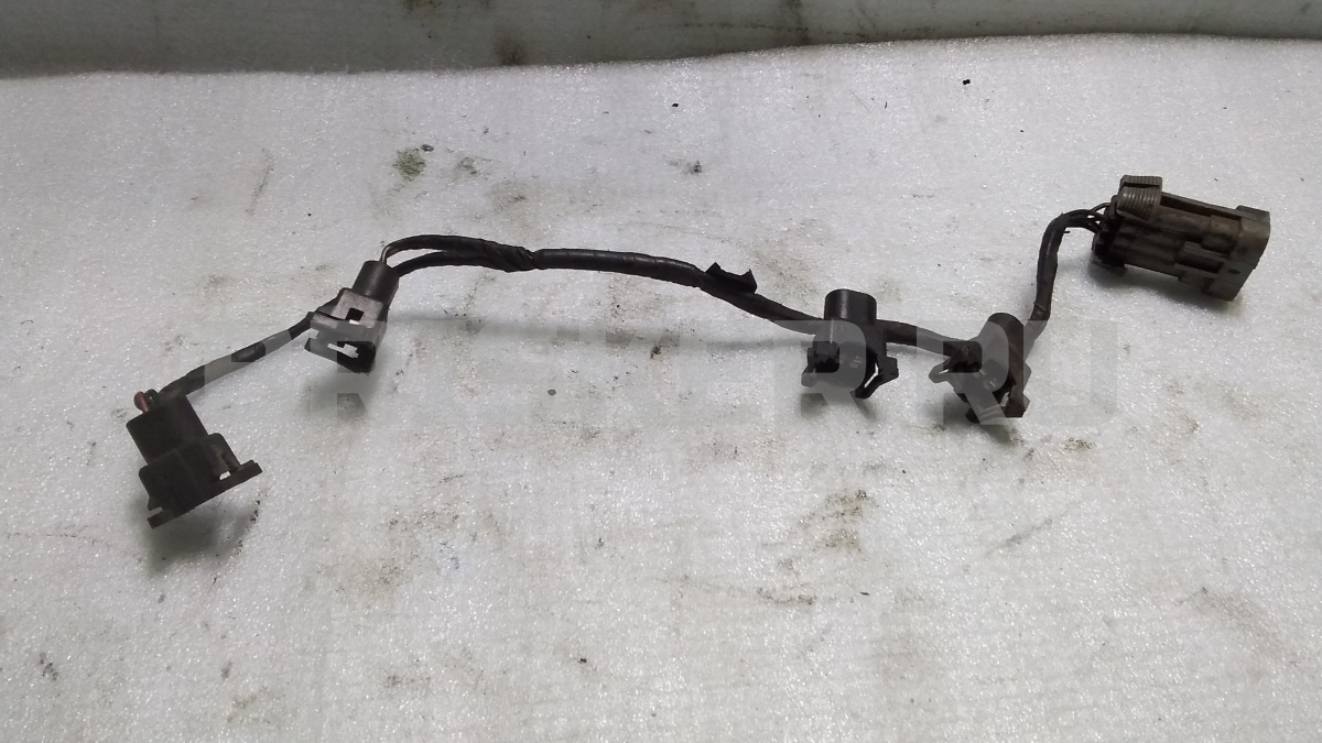 Стекло двери передней левой на Хендай Терракан