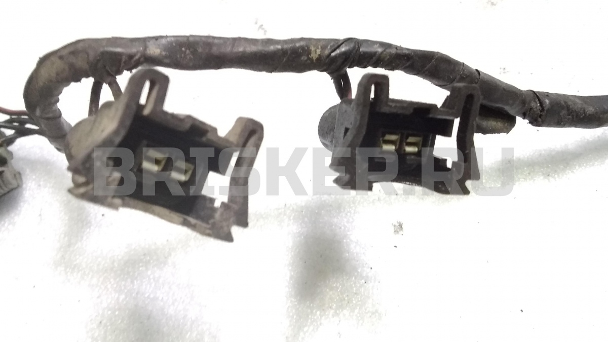 Уплотнитель стекла двери передней левой (бархотка) на Хендай Траджет Тражет