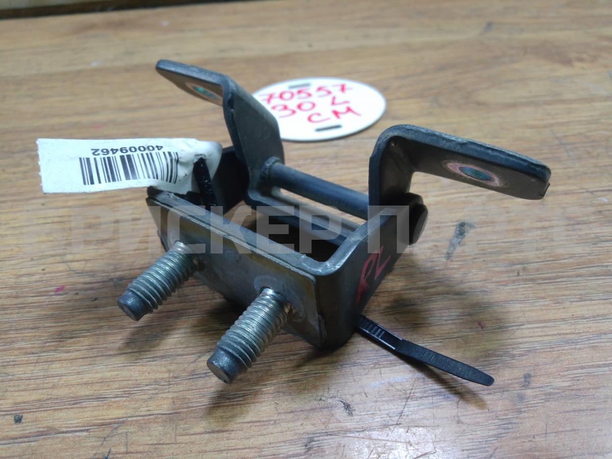 Петля багажника левая для Хендай I30 1 (FD)