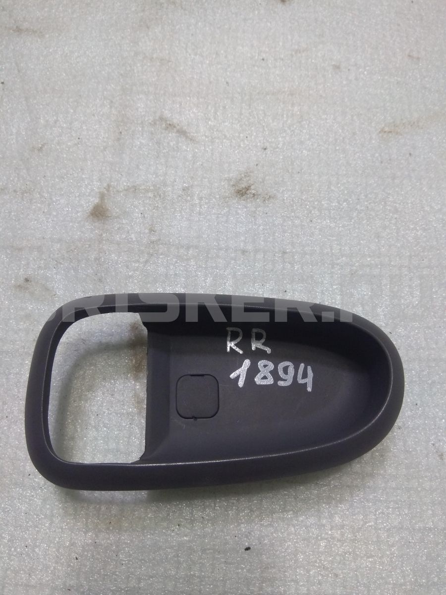 Накладка ручки (облицовка) двери задней правой для Киа Маджентис 1 поколение