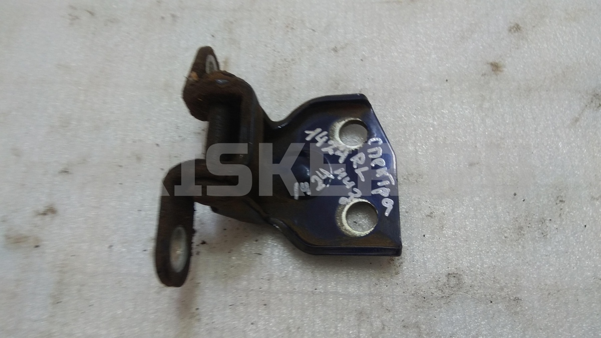 Петля двери задней левой нижняя для Киа Спектра 1 поколение SD