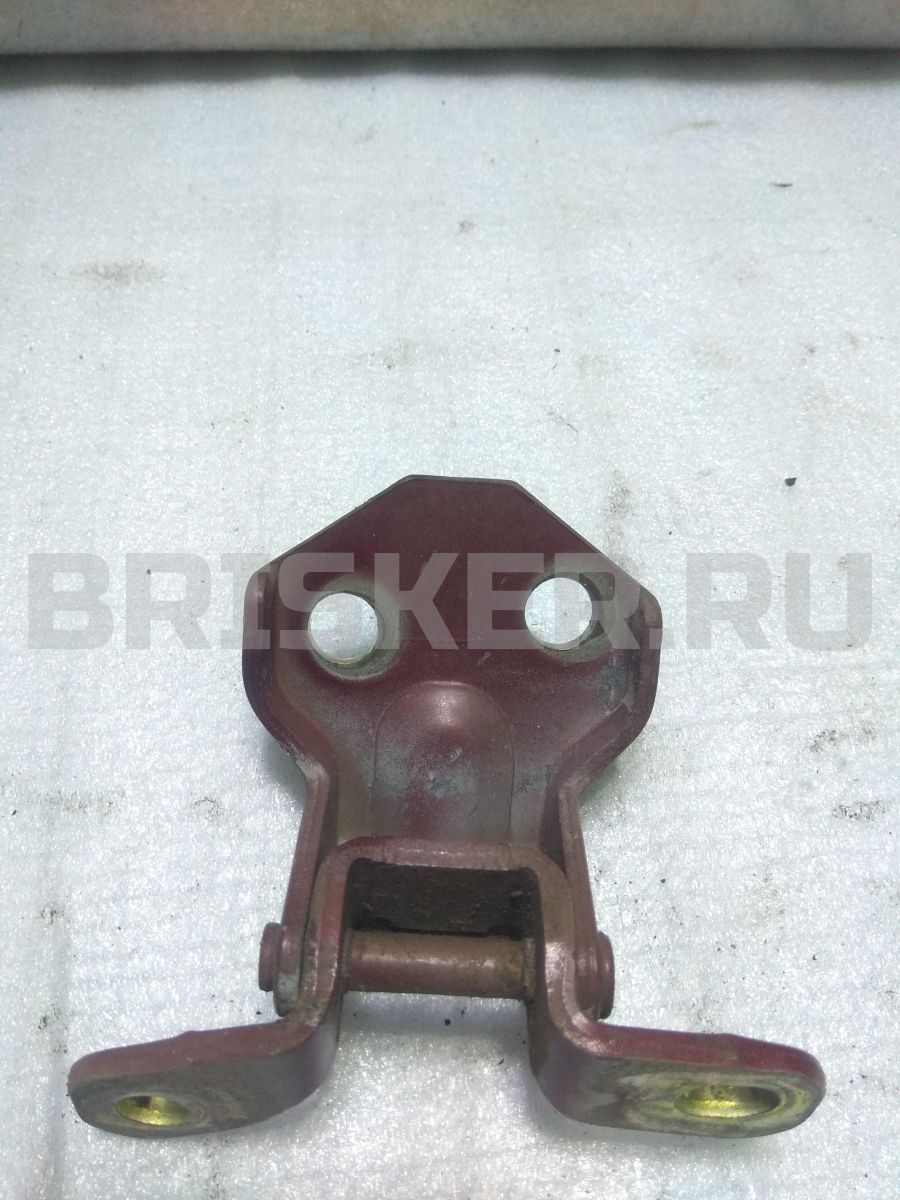 Петля двери передней правой нижняя для Киа Спектра 1 поколение SD