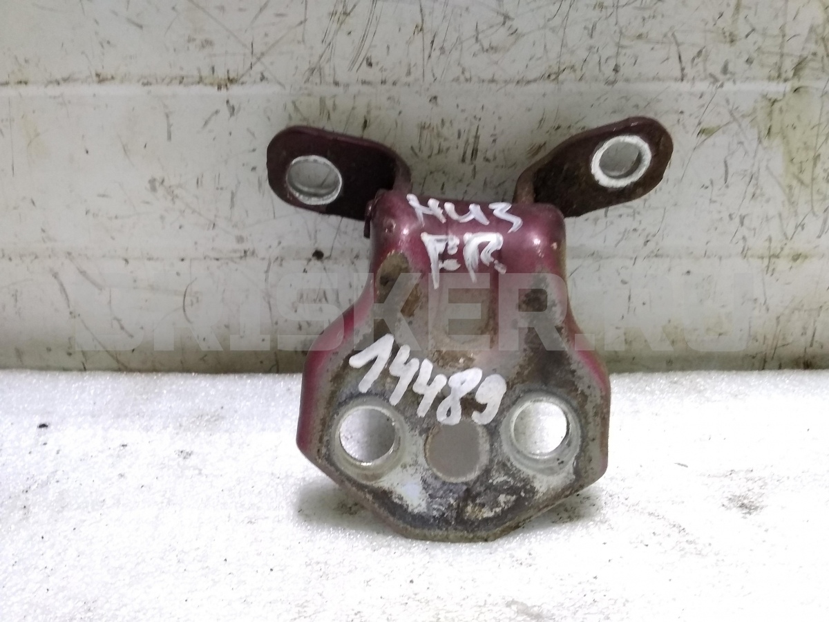 Петля двери передней правой нижняя для Киа Спектра 1 поколение SD