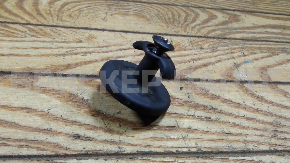 Петля, крючок, кронштейн крепления груза для Киа Спектра 1 поколение SD