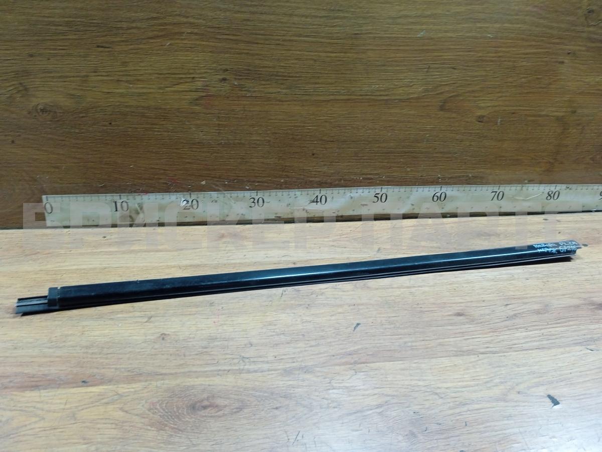 Уплотнитель, молдинг стекла двери передней левой (бархотка) для Ниссан Навара D40