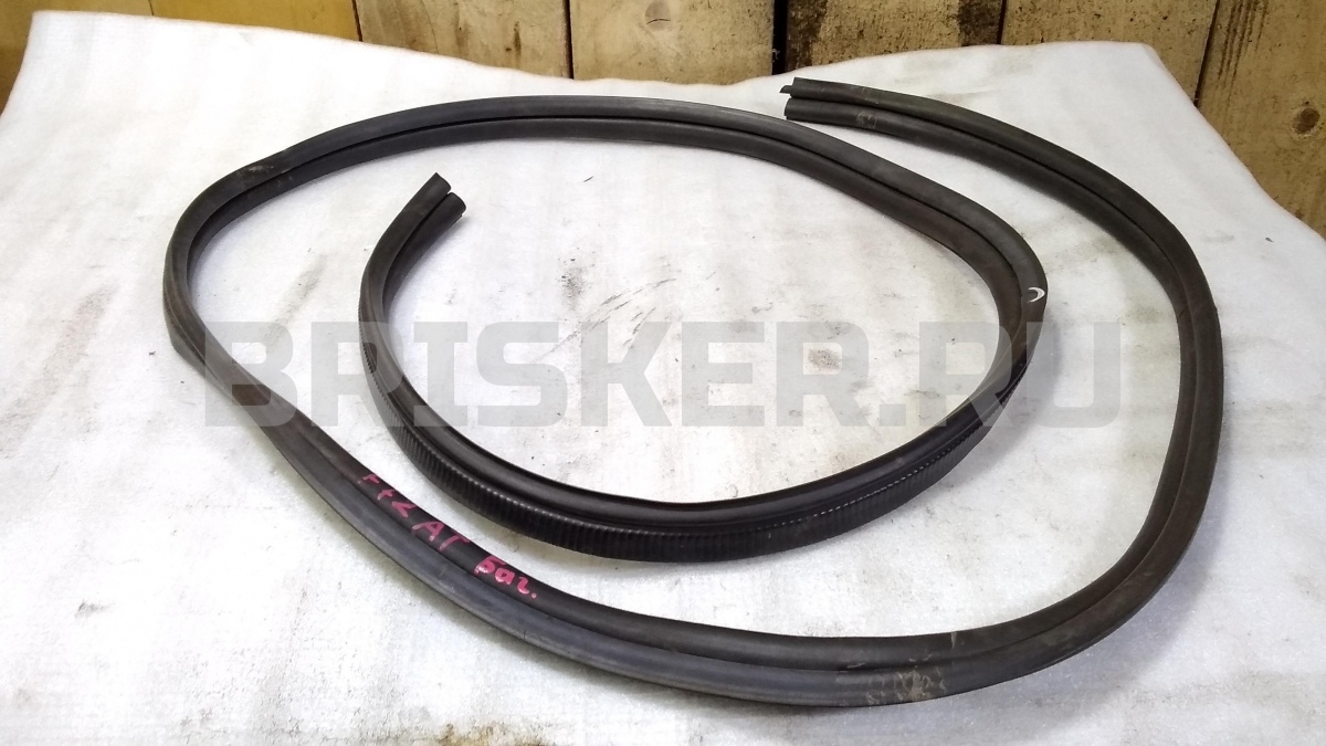 Уплотнитель багажника для Форд Фокус 2 поколение CB4