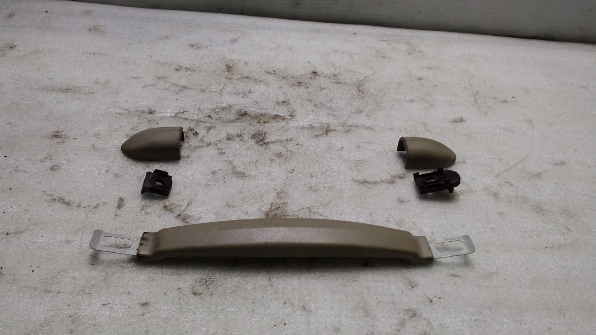 Ручка внутренняя потолочная передняя правая для Киа Серато 1 поколение