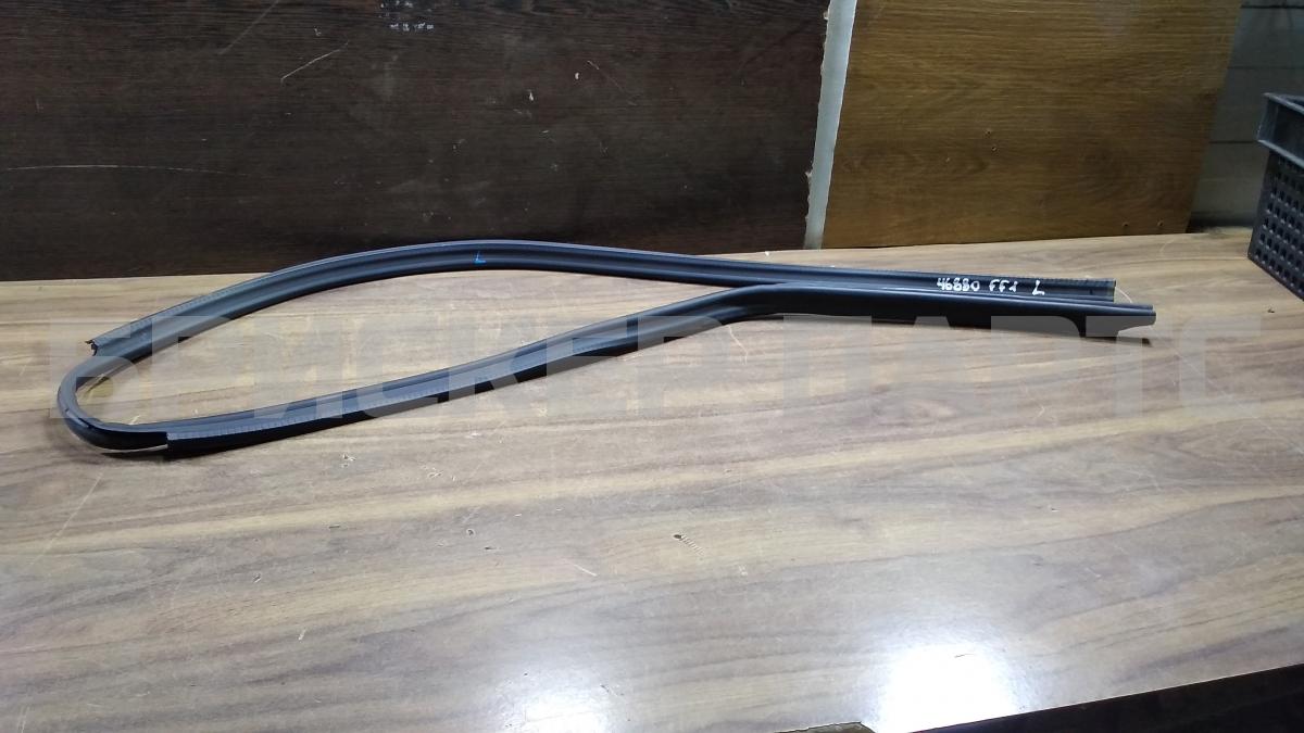 Молдинг крыши левый для Форд Фокус 1 поколение рестайлинг