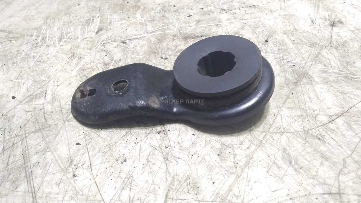 Кронштейн крепления радиатора охлаждения двигателя левый для Киа Спектра 1 поколение SD