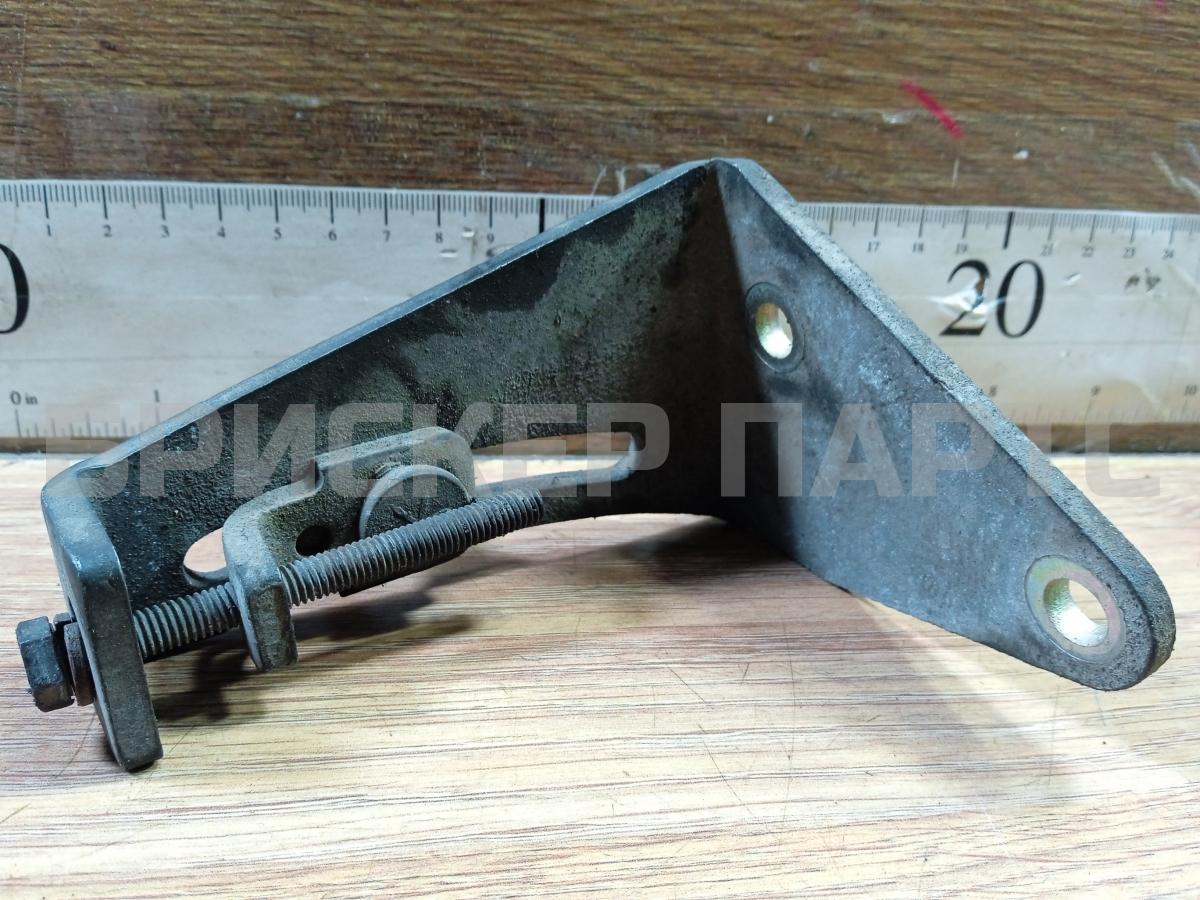 Кронштейн крепления генератора для 2115