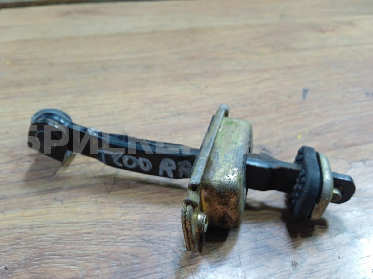 Ограничитель двери для Шевроле Авео 1 поколениеT200