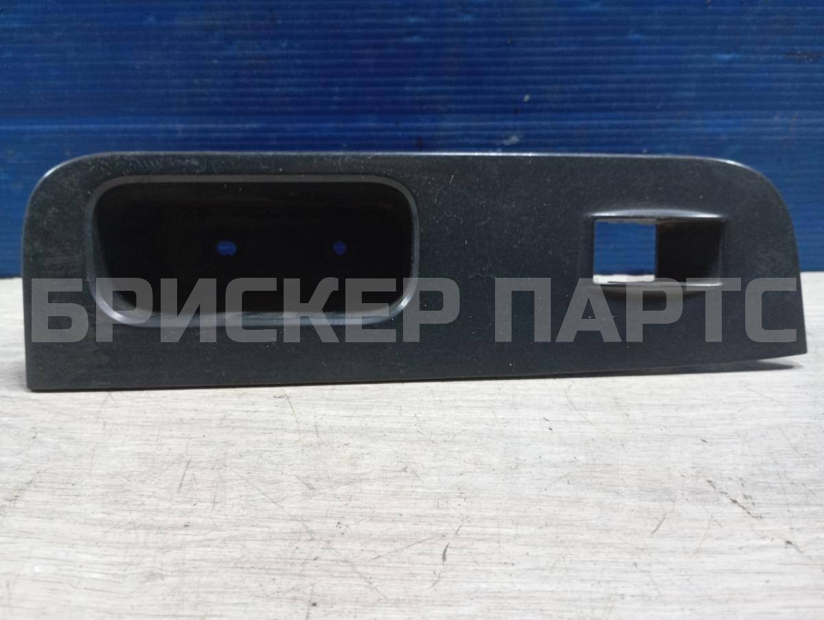 Ручка двери пассажирской (передней правой) на ВАЗ Лада Приора 2170, 2171, 2172 21706102186