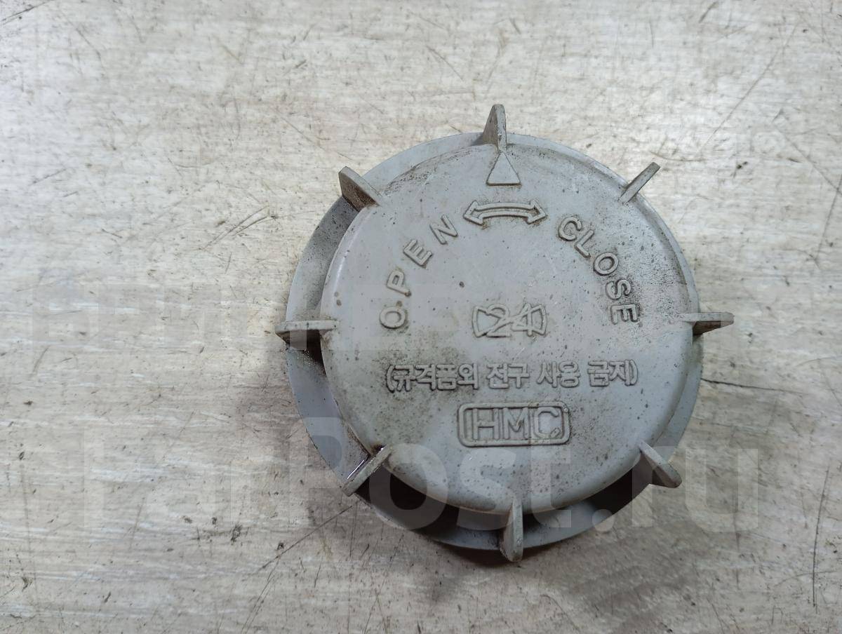 Крышка, пыльник, колпак, заглушка передней фары для Киа Спектра 1 поколение SD 0K2N151036