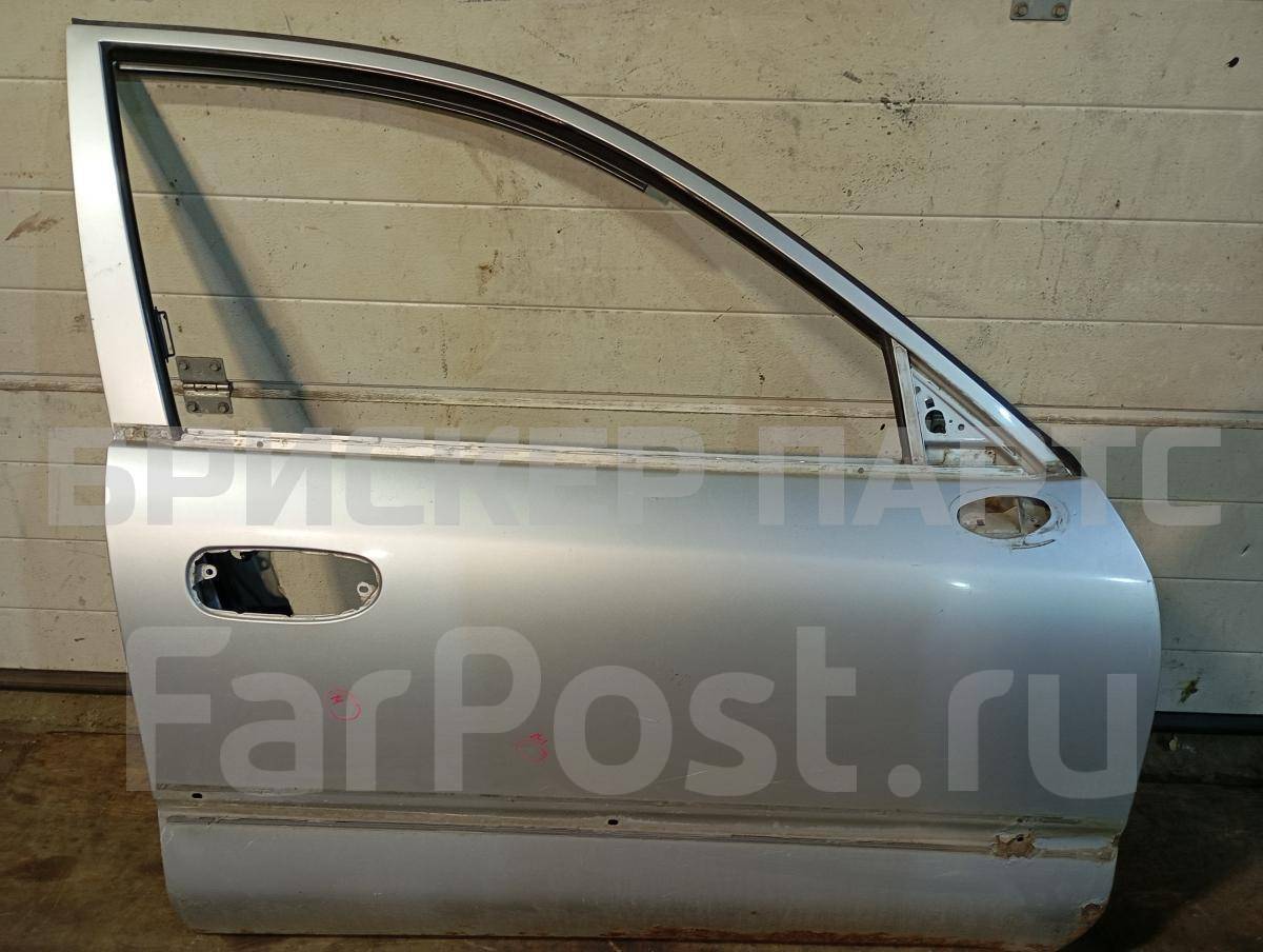 Дверь передняя правая на Митсубиси Каризма I поколение рестайлинг MR496070