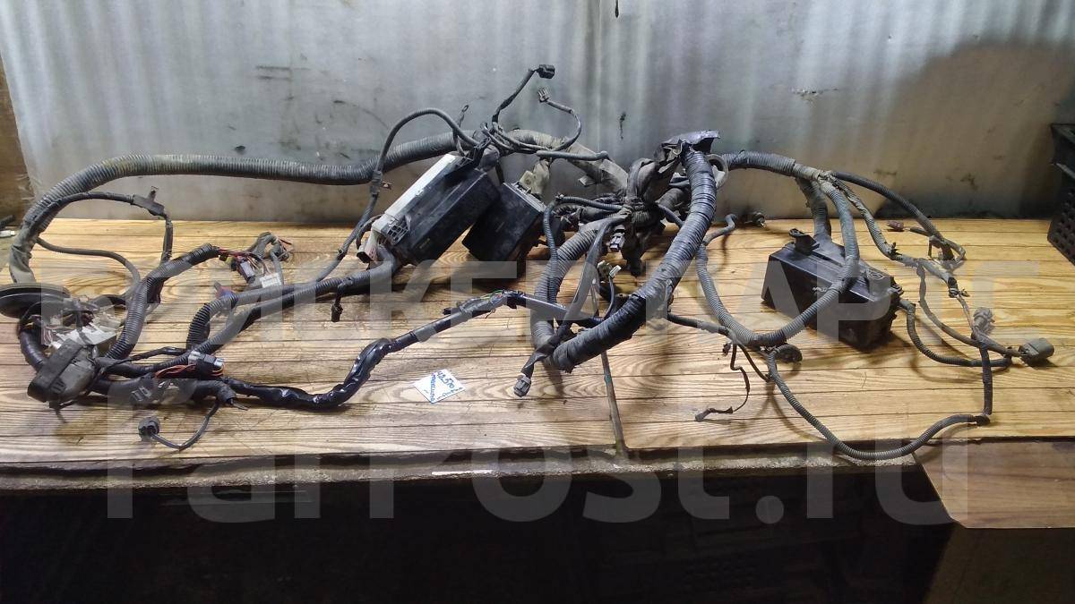 Проводка (коса) моторного отсека на Ниссан Максима 5 поколение A33