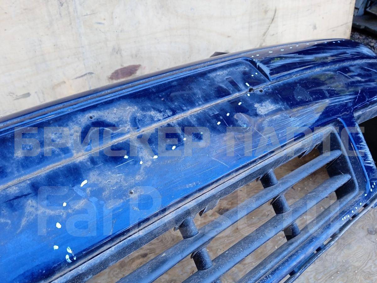 Бампер передний на Фольксваген Гольф Mk4 1J0807217CGRU