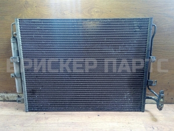 Радиатор кондиционера (конденсер) на Ленд Ровер Дискавери 3 поколение ED86165400
