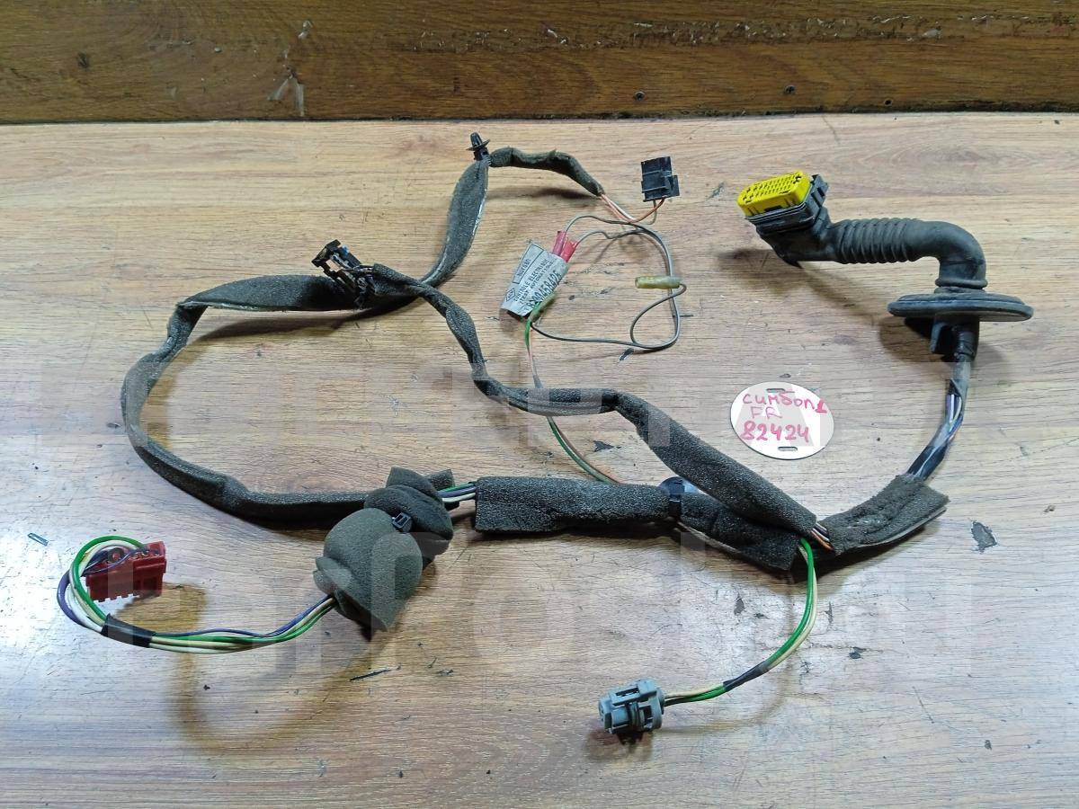 Проводка (коса) передней правой двери на Рено Симбол 1 поколение рестайлинг 8200458425