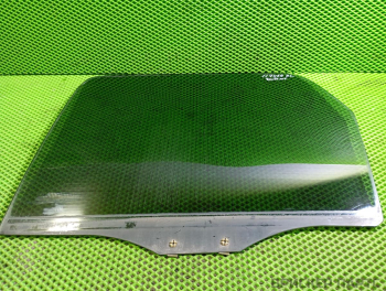 Стекло двери задней левой (боковое, опускное) для Мазда Трибьют 1 серия EP E11473511A