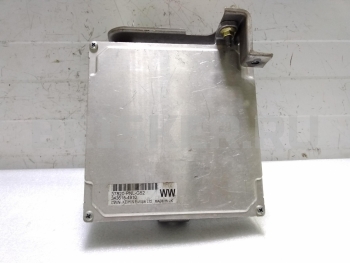 Блок управления двигателем (ЭБУ) на Хонда CR-V 2 (RD5) 37820PNBG52