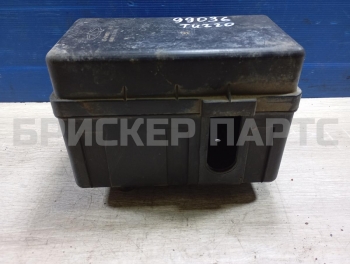 Корпус блока предохранителей на Чери Тигго 1 поколение T11 T113723010