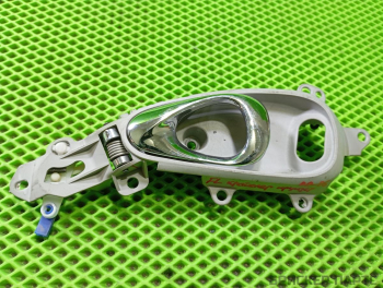 Ручка открывания водительской двери (передней левой) внутренняя для Крайслер ПТ Крузер I поколение (PT)