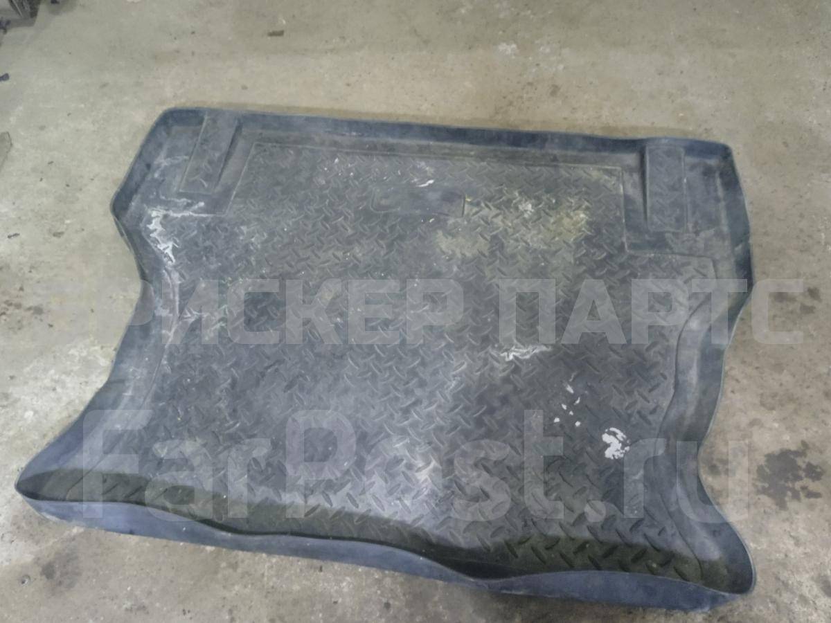 Коврик багажника резиновый на Дэу Нексия 1 поколение N150 рестайлинг 5014015100