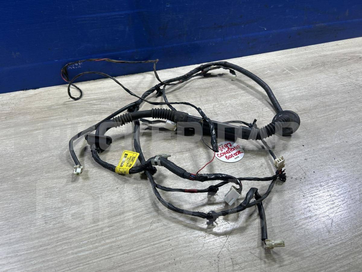 Проводка (коса) двери багажника на Хендай Соната V поколение NF 916703K022