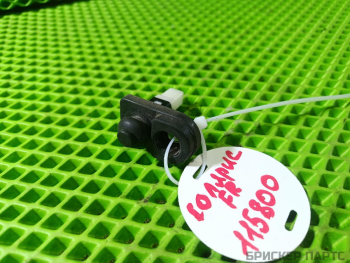 Концевик двери (выключатель концевой дверной) для Киа Стоник 1 поколение (YB)