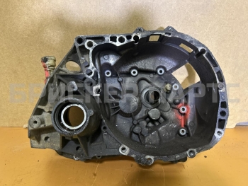 Колокол МКПП на Рено Логан 1 поколение LS0G LS12 рестайлинг 6001549011